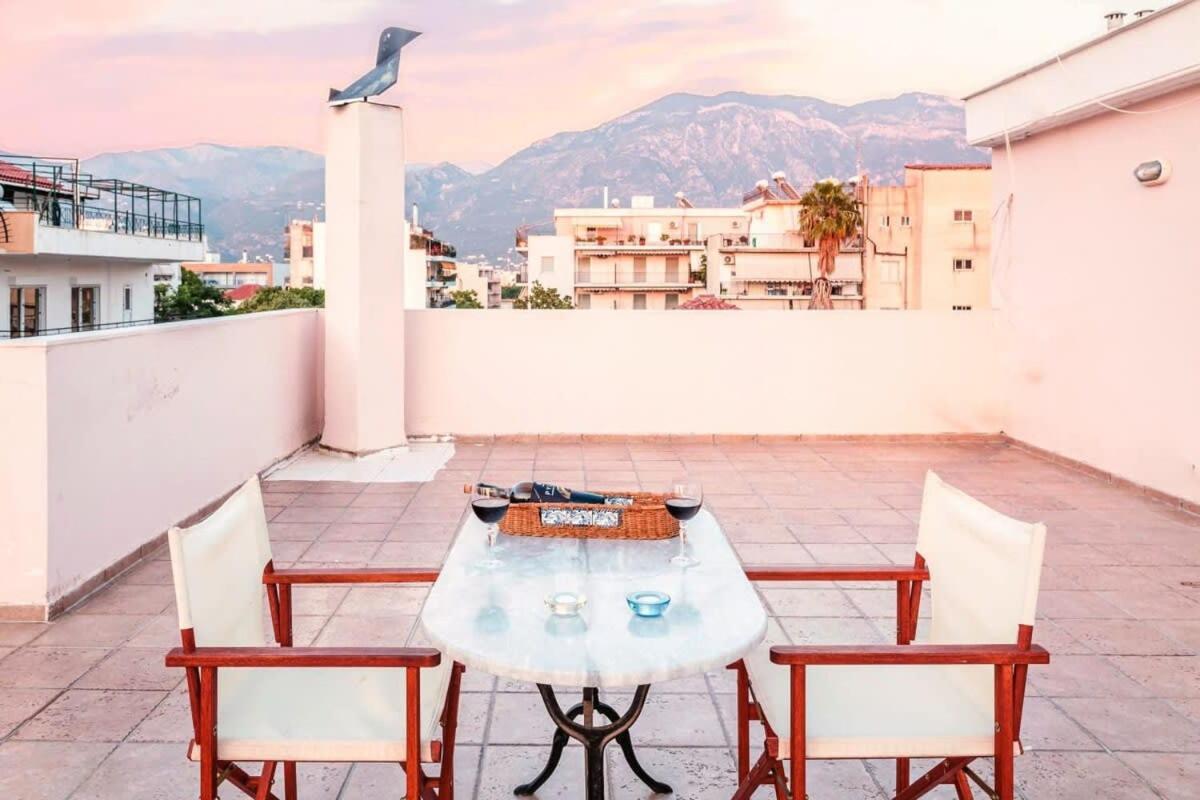 Spacious Urban Haven-Family Home, Perfect Location Kalamata Ngoại thất bức ảnh
