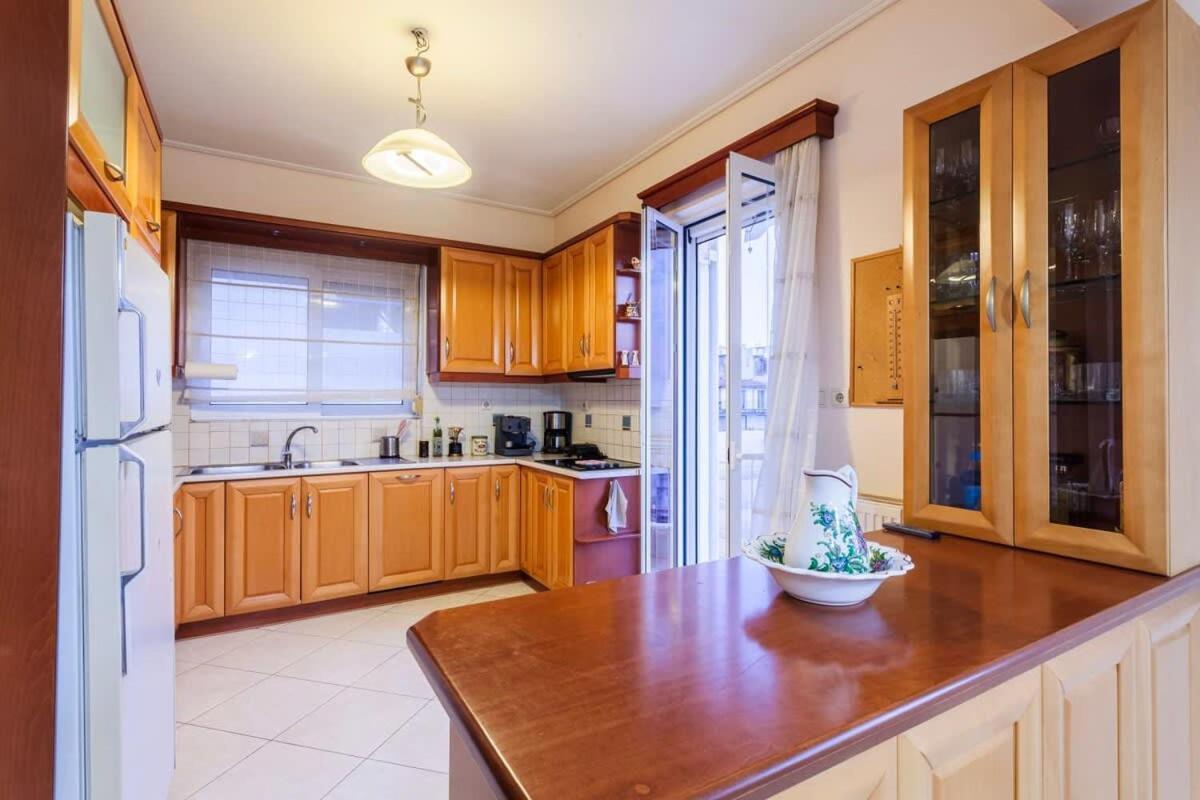 Spacious Urban Haven-Family Home, Perfect Location Kalamata Ngoại thất bức ảnh