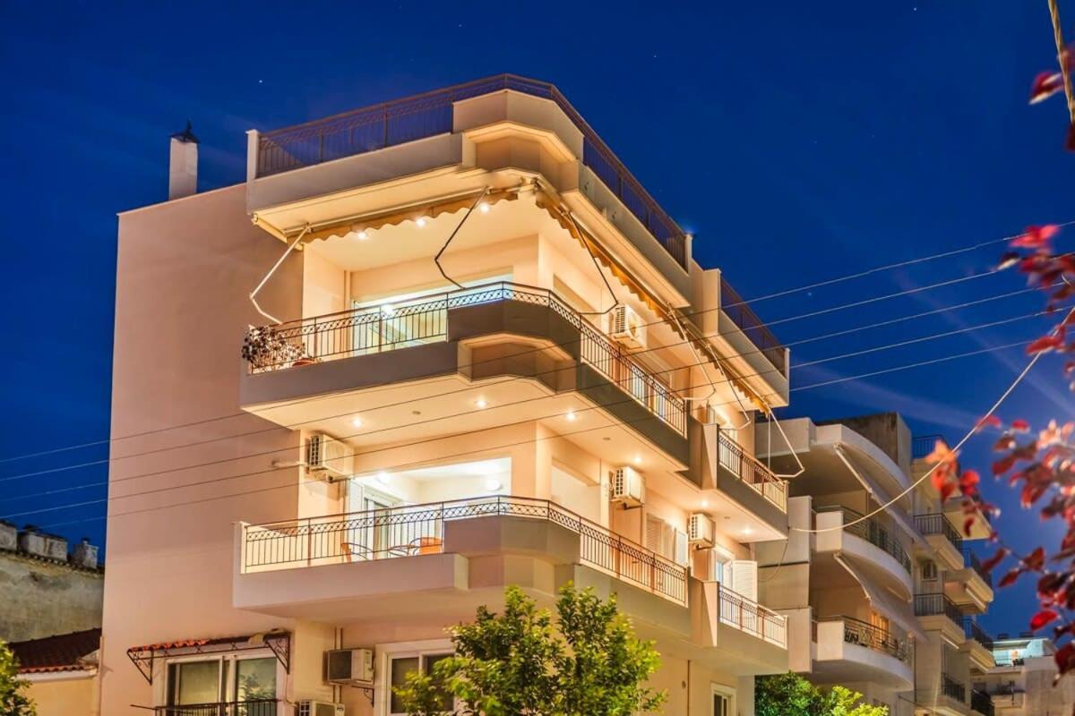 Spacious Urban Haven-Family Home, Perfect Location Kalamata Ngoại thất bức ảnh
