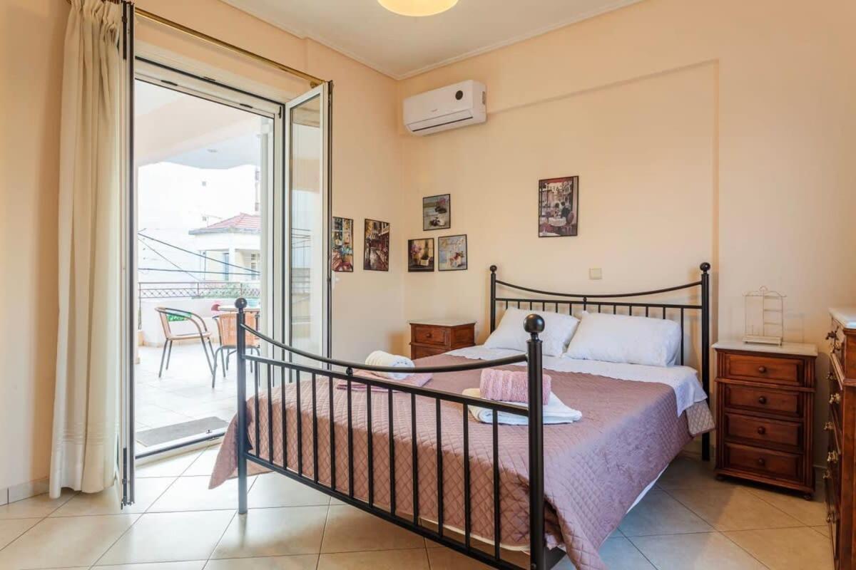 Spacious Urban Haven-Family Home, Perfect Location Kalamata Ngoại thất bức ảnh